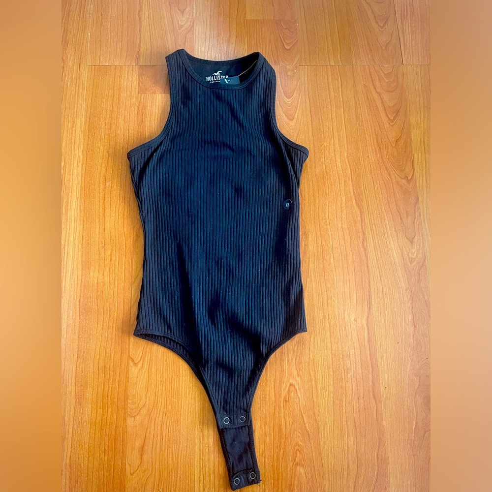NWT Hollister Ribbed Thong Bodysuit Sleeveless Top Black XS